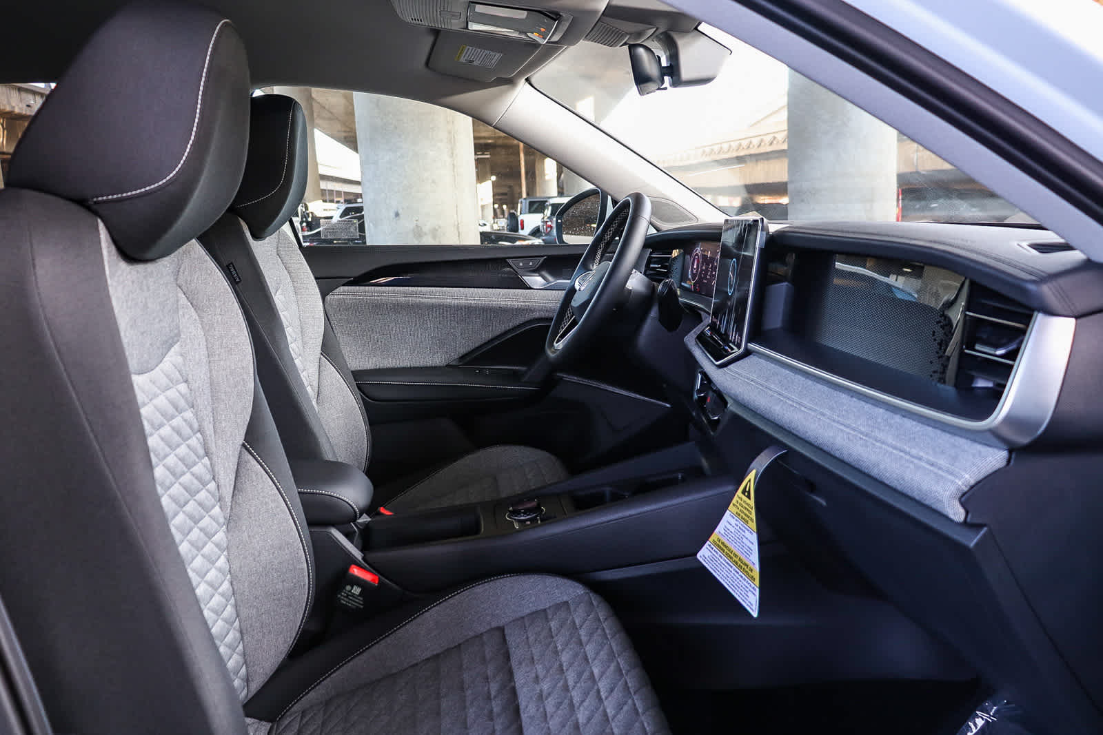 Thumbnail: 2026 Volkswagen Tiguan - 17