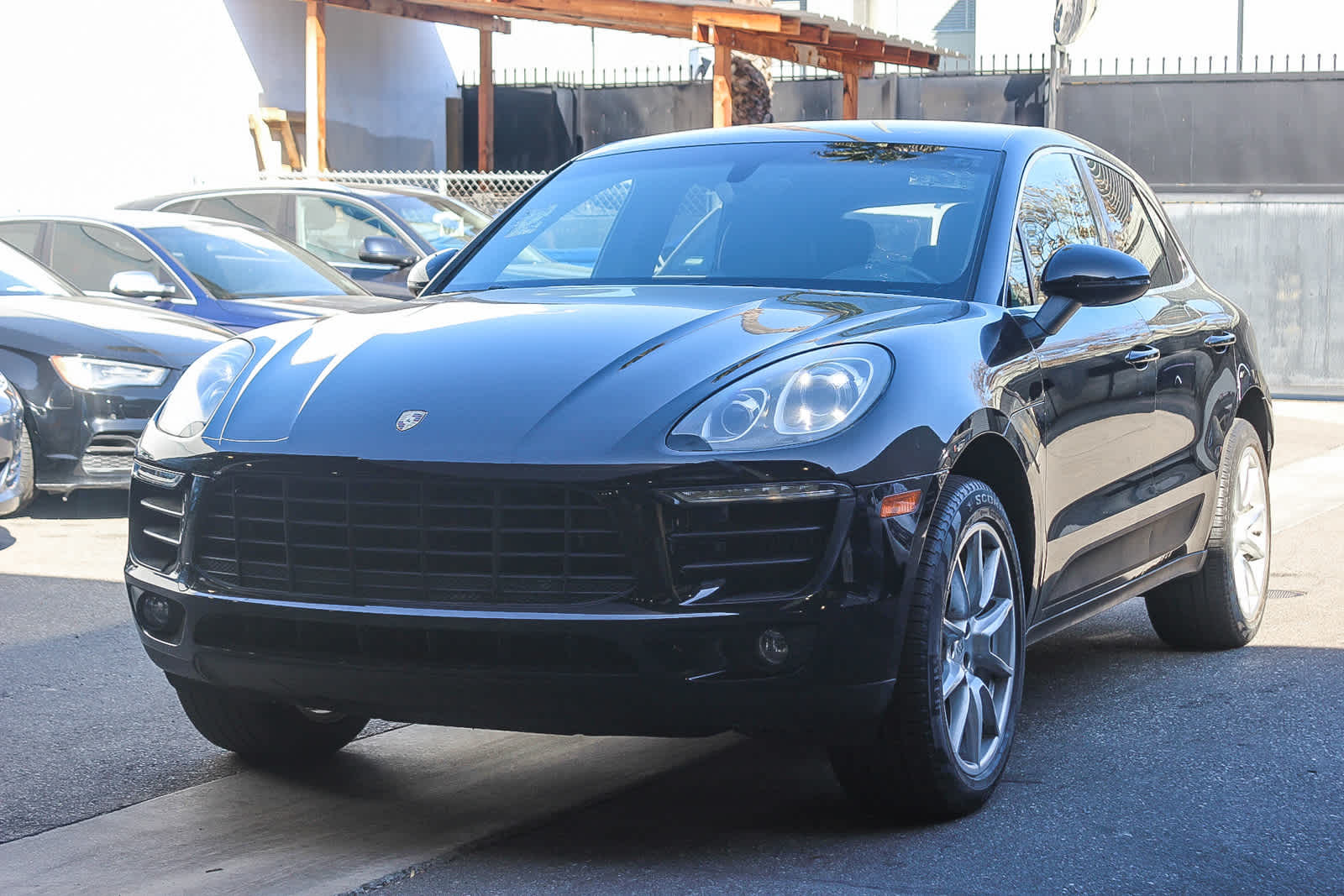2015 Porsche Macan S -
                Los Angeles, CA
