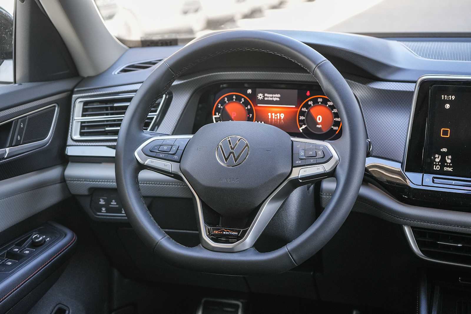 Thumbnail: 2026 Volkswagen Atlas - 17