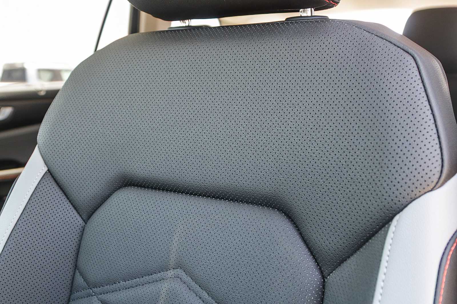 Thumbnail: 2025 Volkswagen Atlas - 27