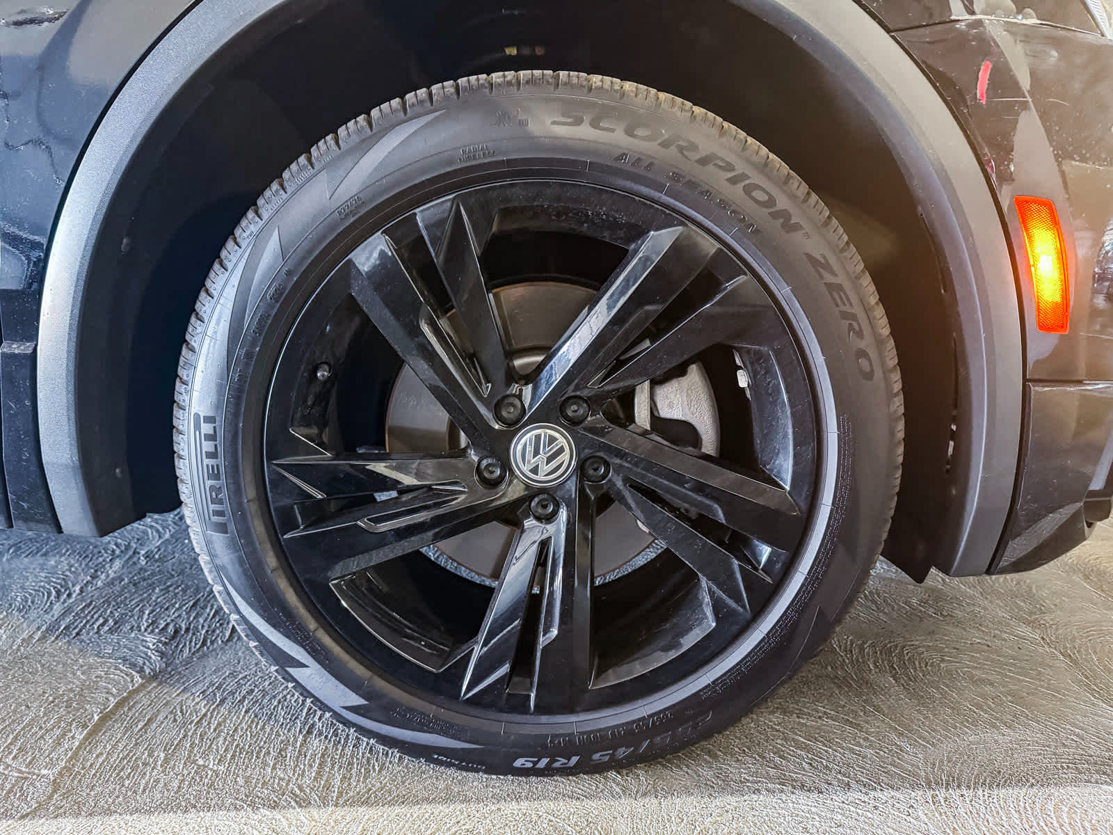 Thumbnail: 2021 Volkswagen Tiguan - 11