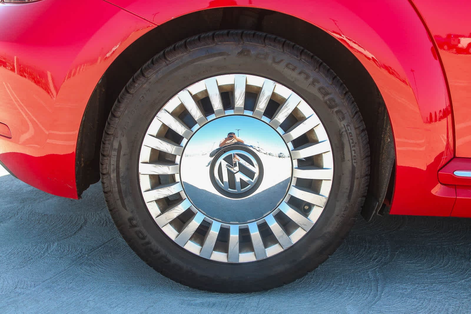 Thumbnail: 2016 Volkswagen Beetle - 12
