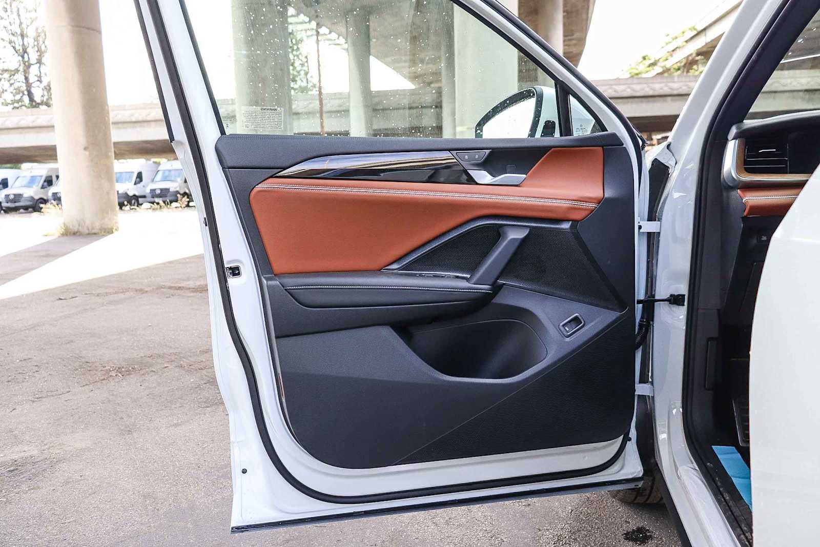 Thumbnail: 2026 Volkswagen Tiguan - 24