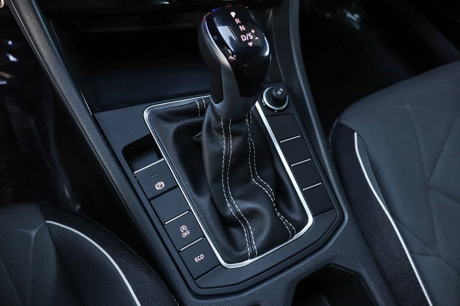 Thumbnail: 2026 Volkswagen Jetta - 22