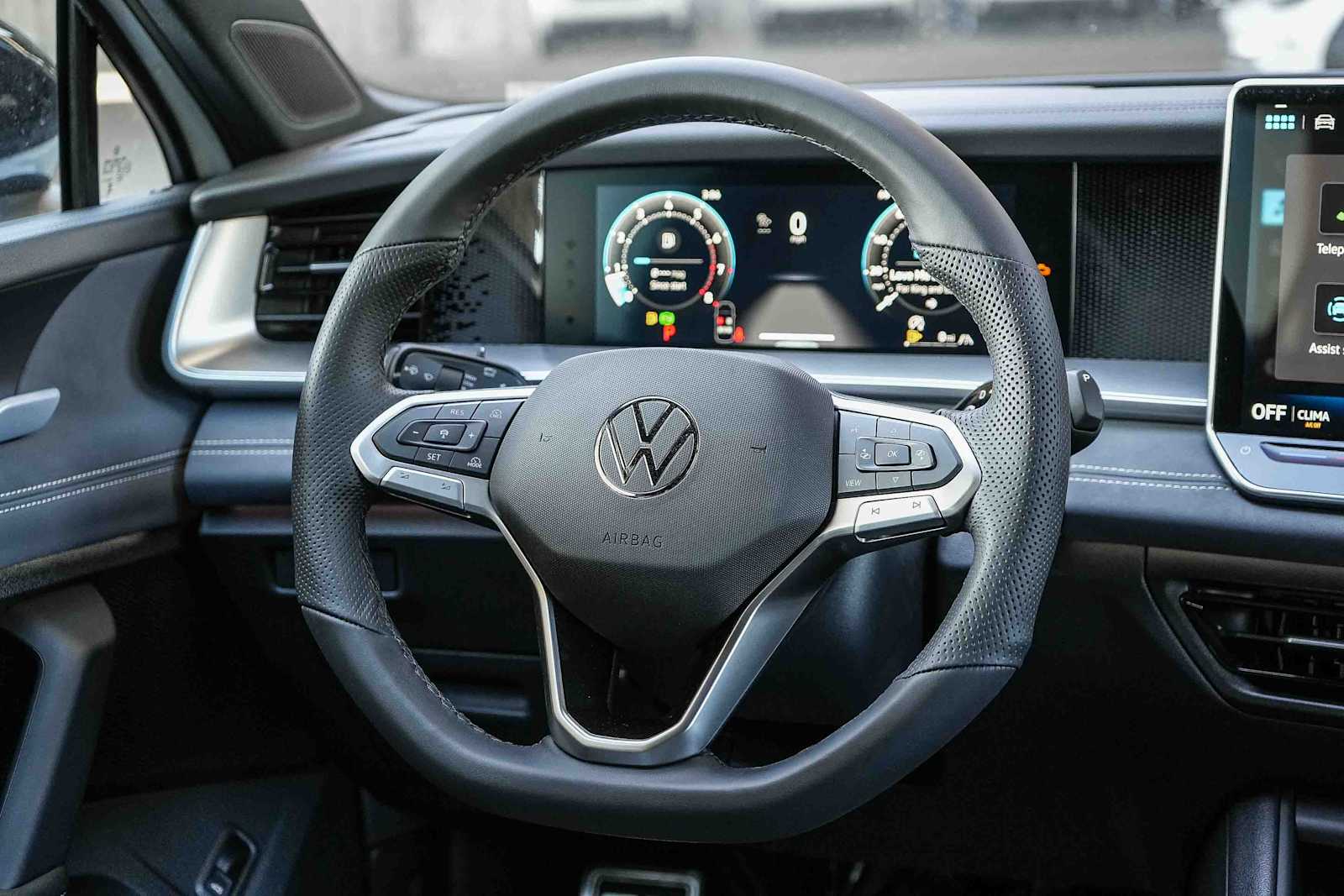 Thumbnail: 2026 Volkswagen Tiguan - 15