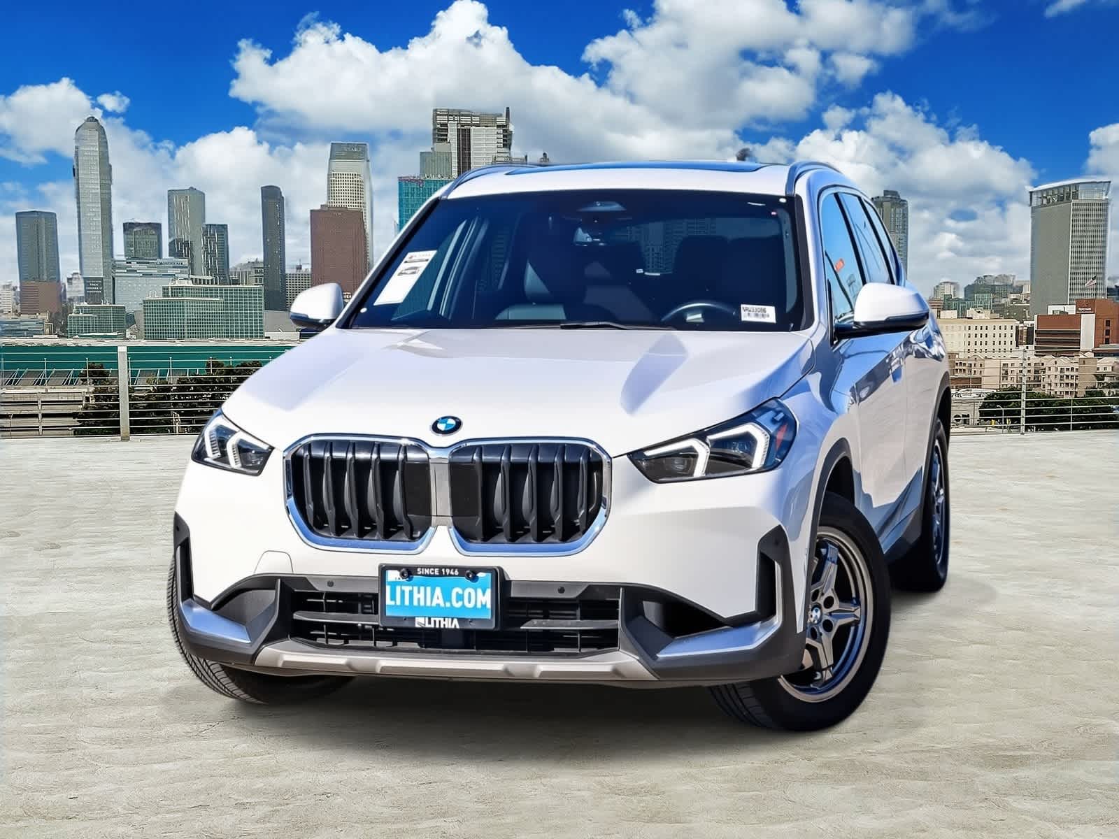 Thumbnail: 2023 BMW X1 - 1