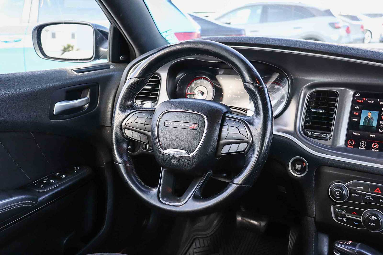 Thumbnail: 2019 Dodge Charger - 13