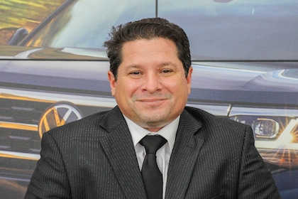 Staff member Ivan Montesdeoca from ID_f4cd7918bf98
