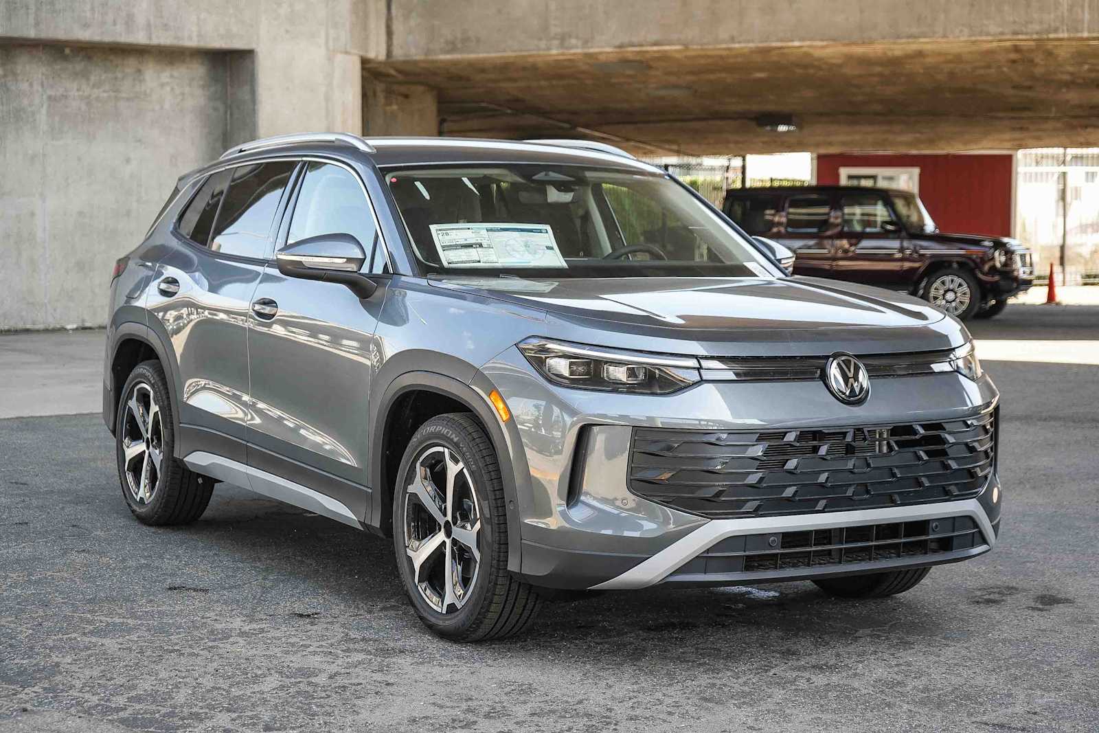 Thumbnail: 2026 Volkswagen Tiguan - 3