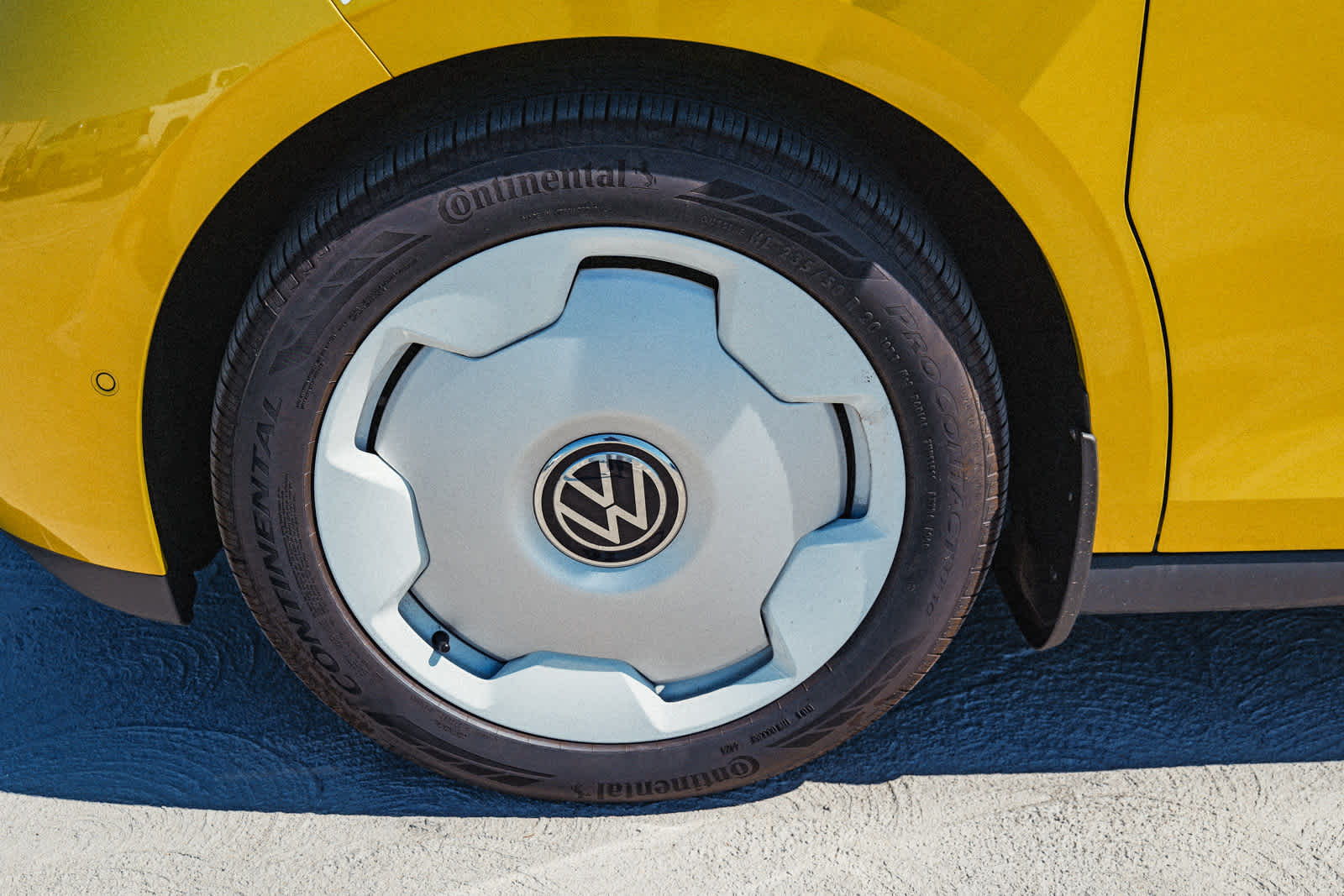 Thumbnail: 2025 Volkswagen ID.Buzz - 11