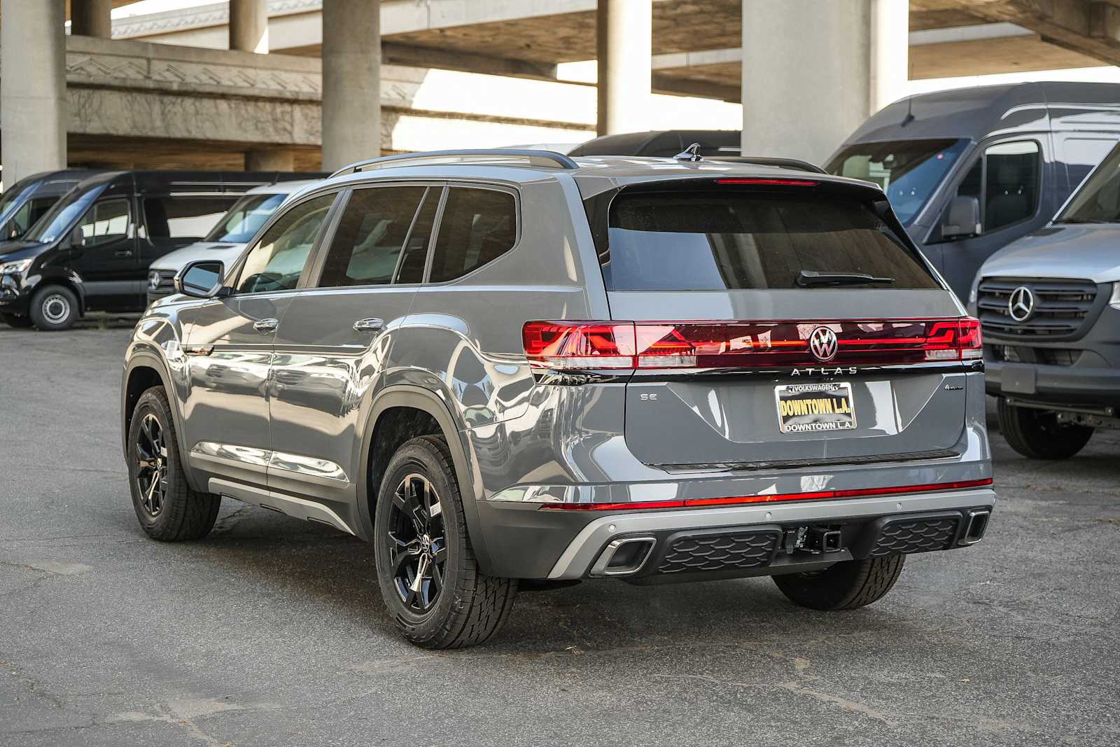 Thumbnail: 2026 Volkswagen Atlas - 6
