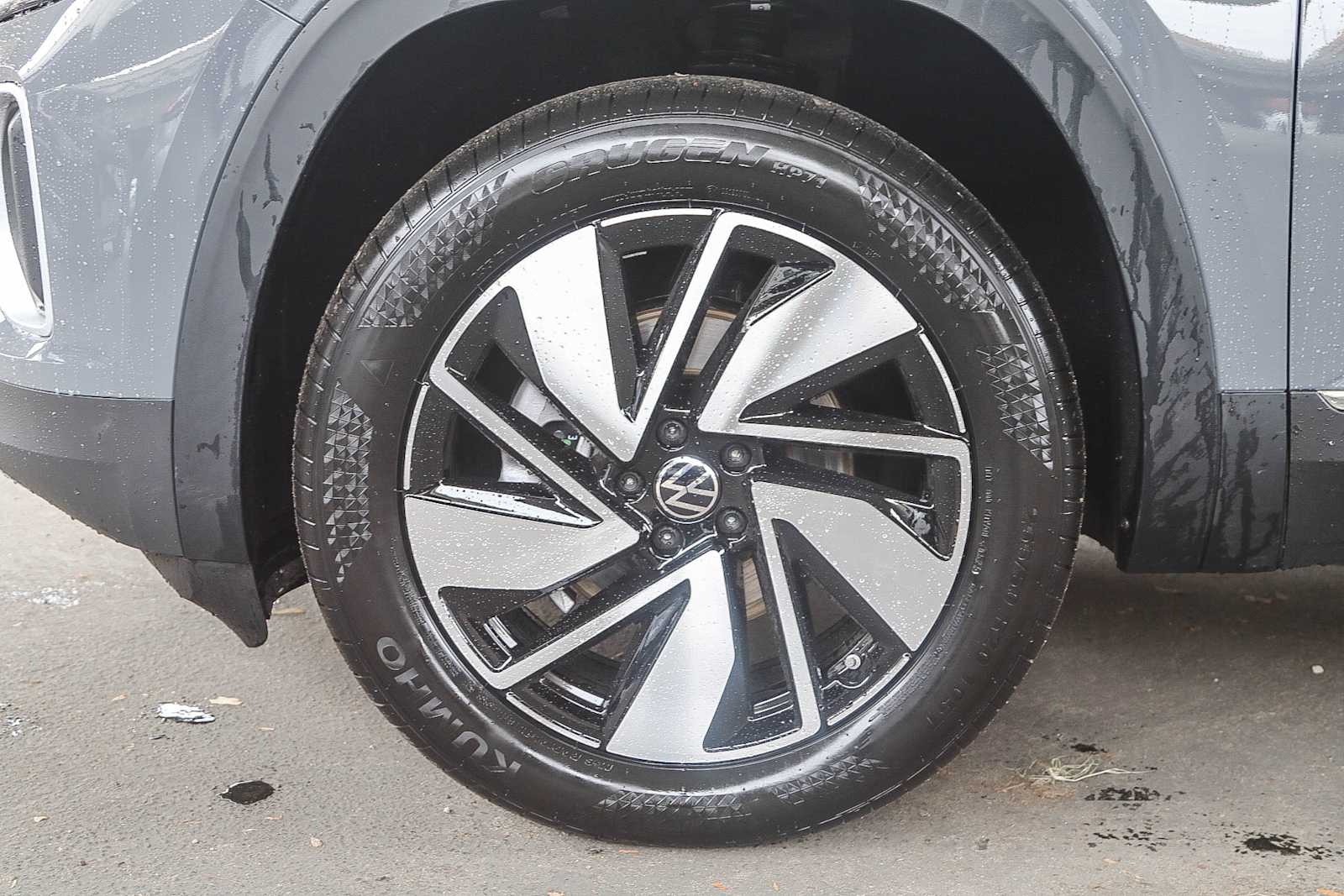 Thumbnail: 2025 Volkswagen Atlas - 12