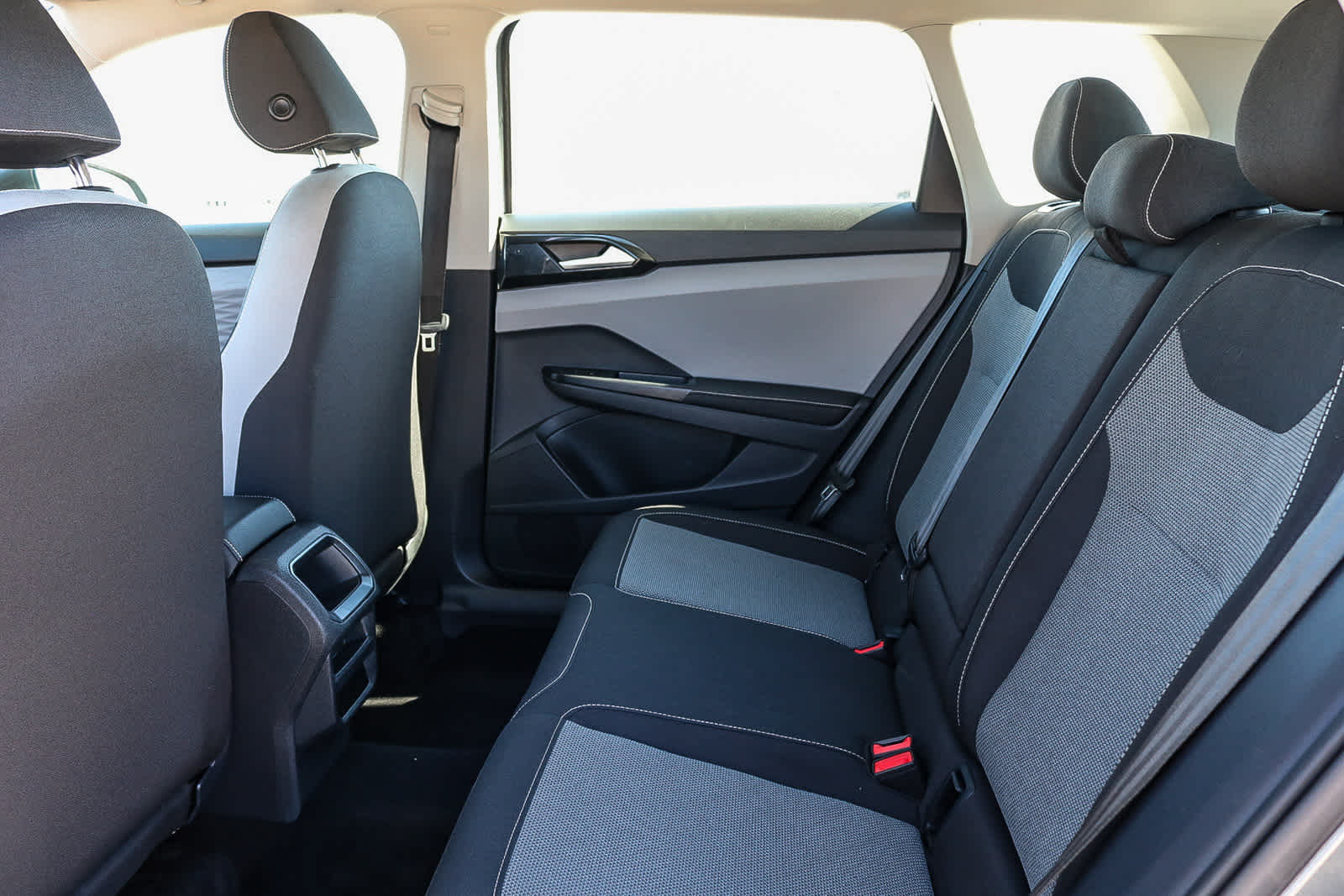 Thumbnail: 2024 Volkswagen Taos - 19