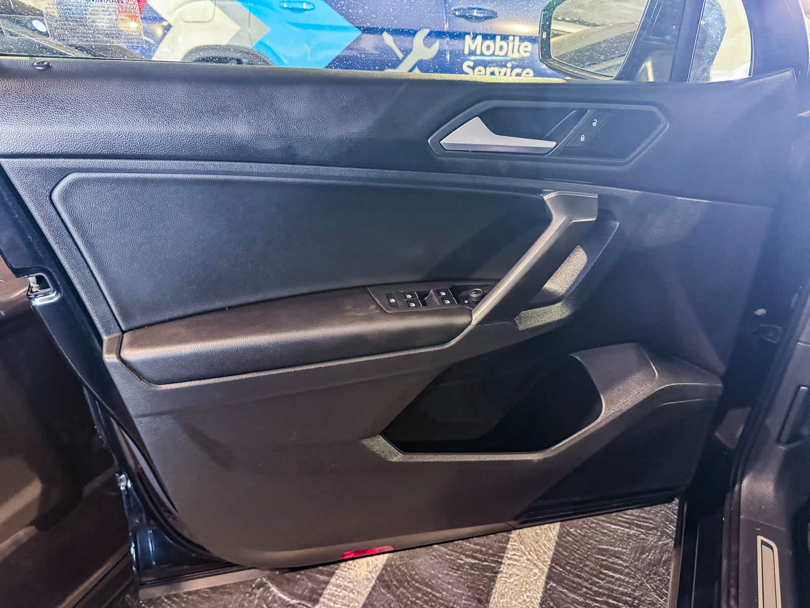 Thumbnail: 2021 Volkswagen Tiguan - 19