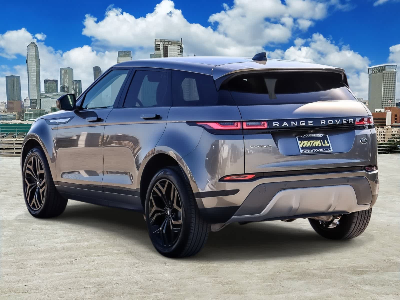 Thumbnail: 2022 Land Rover Range Rover Evoque - 6