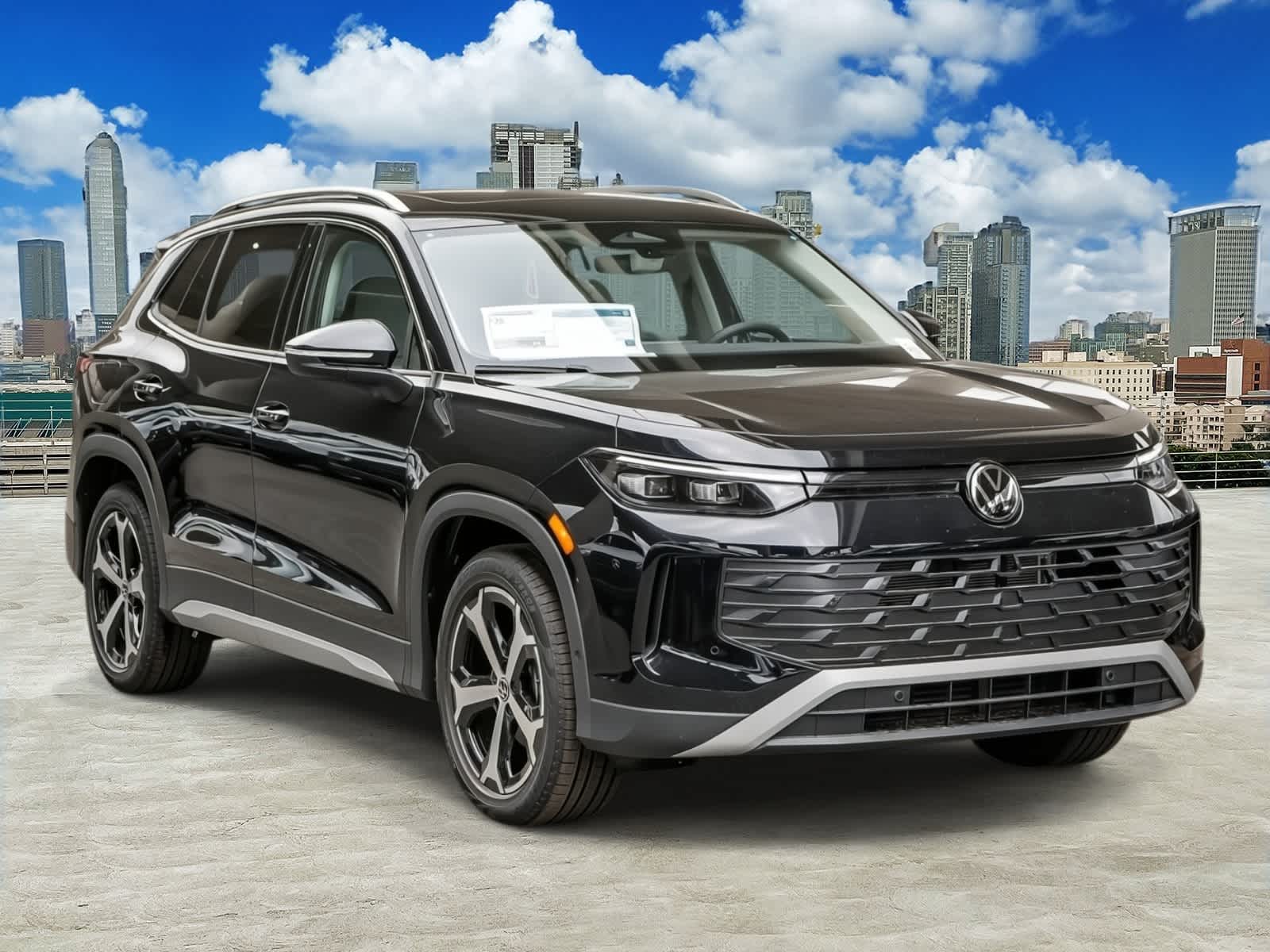 Thumbnail: 2026 Volkswagen Tiguan - 3