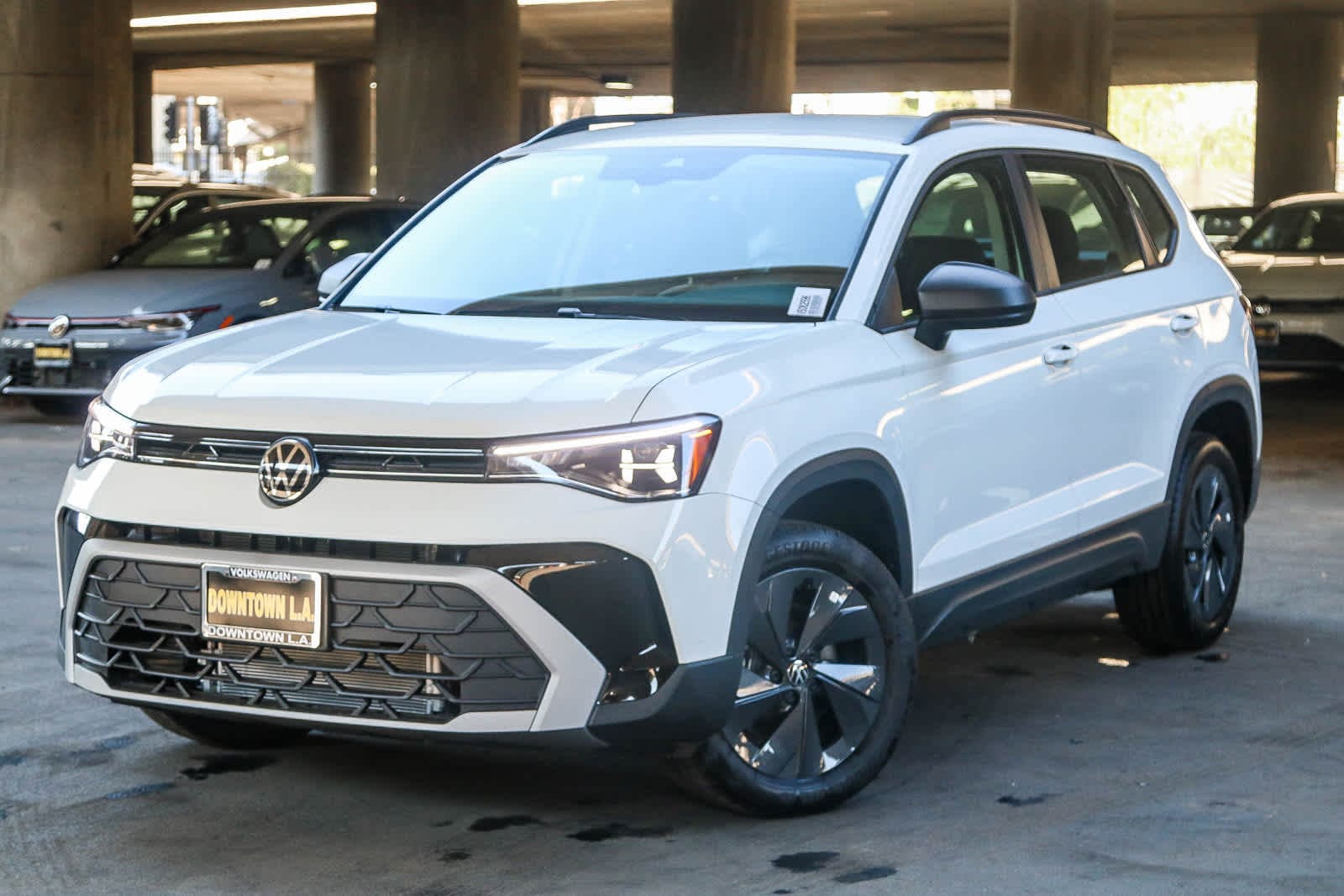 Thumbnail: 2025 Volkswagen Taos - 1