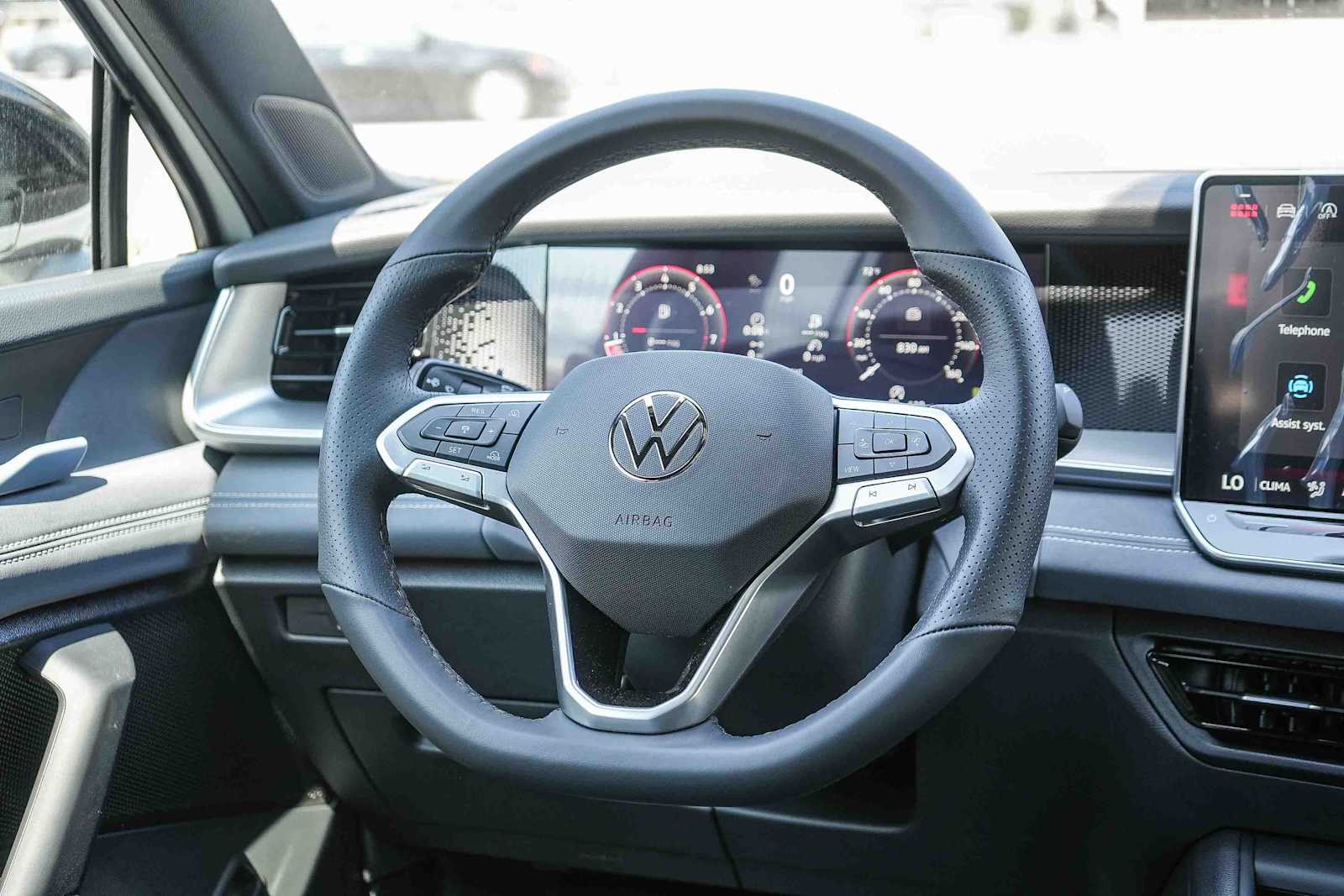 Thumbnail: 2026 Volkswagen Tiguan - 17
