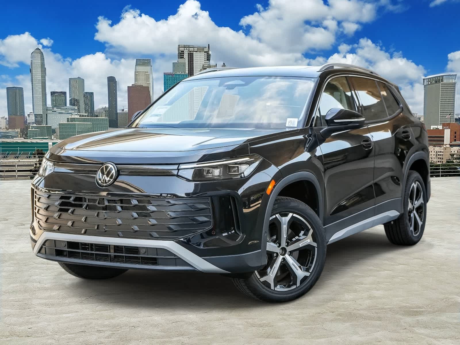 Thumbnail: 2026 Volkswagen Tiguan - 1
