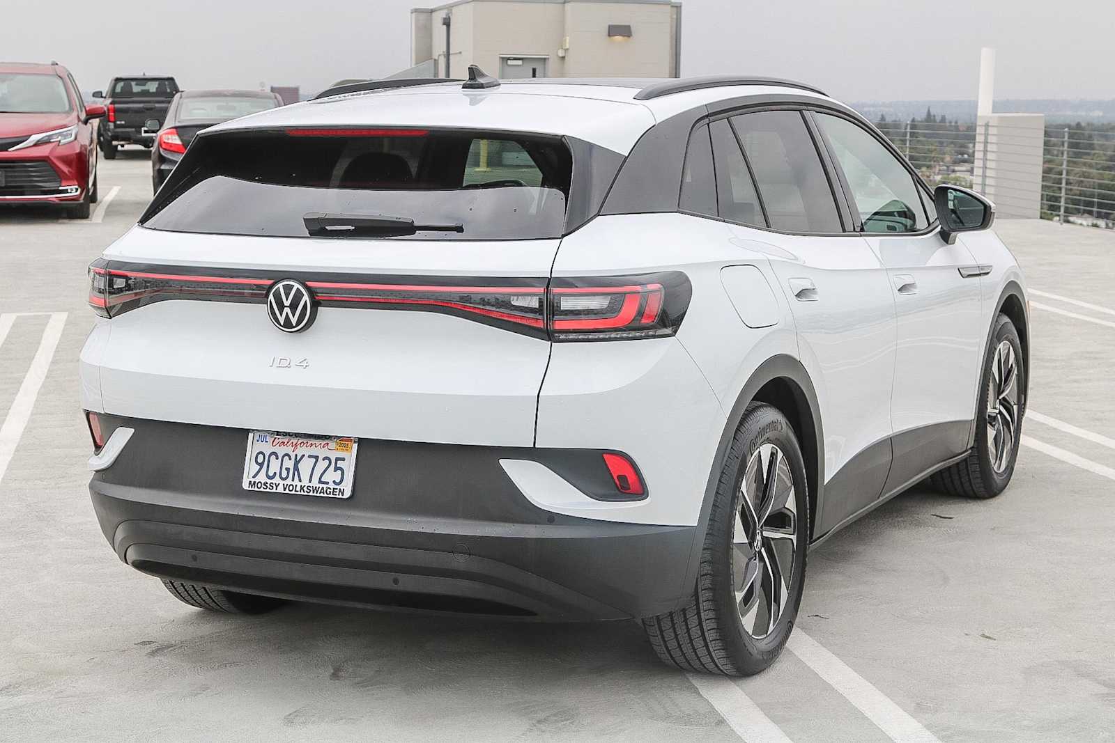 Thumbnail: 2022 Volkswagen ID.4 - 6