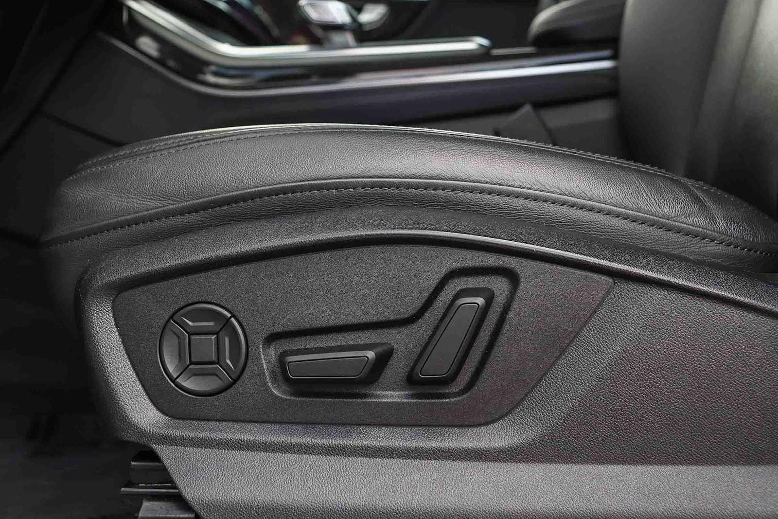 Thumbnail: 2024 Audi Q7 - 21