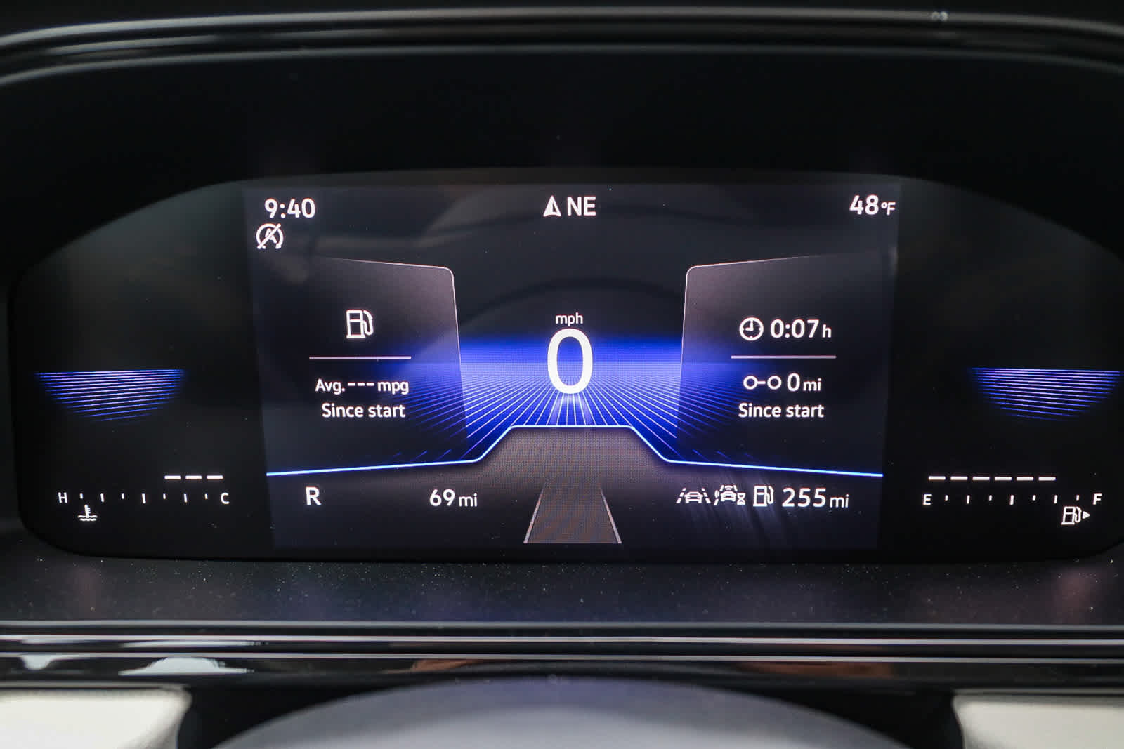 Thumbnail: 2025 Volkswagen Taos - 25