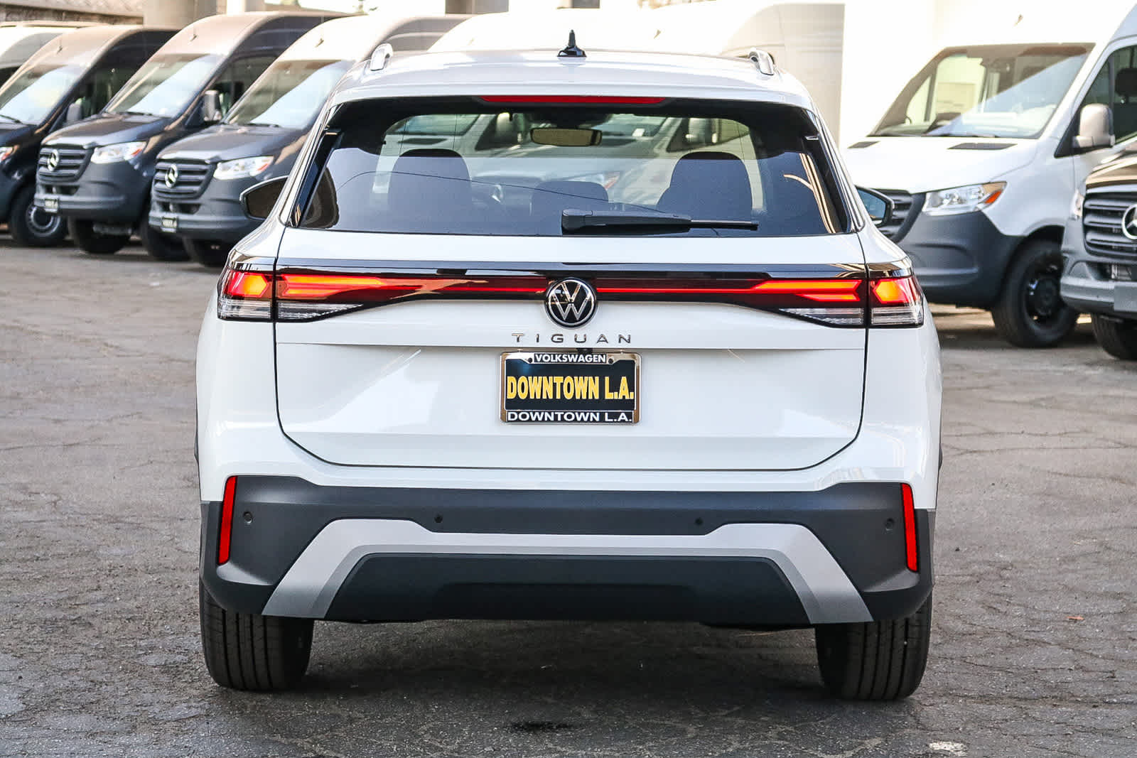 Thumbnail: 2025 Volkswagen Tiguan - 7