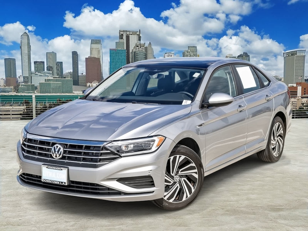 Used 2021 Volkswagen Jetta SEL Sedan