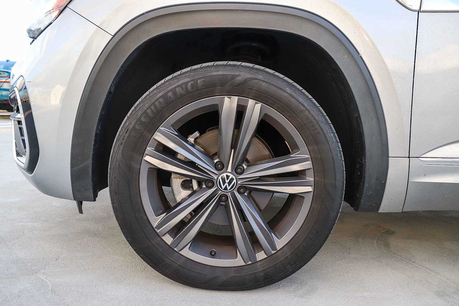 Thumbnail: 2021 Volkswagen Atlas - 11