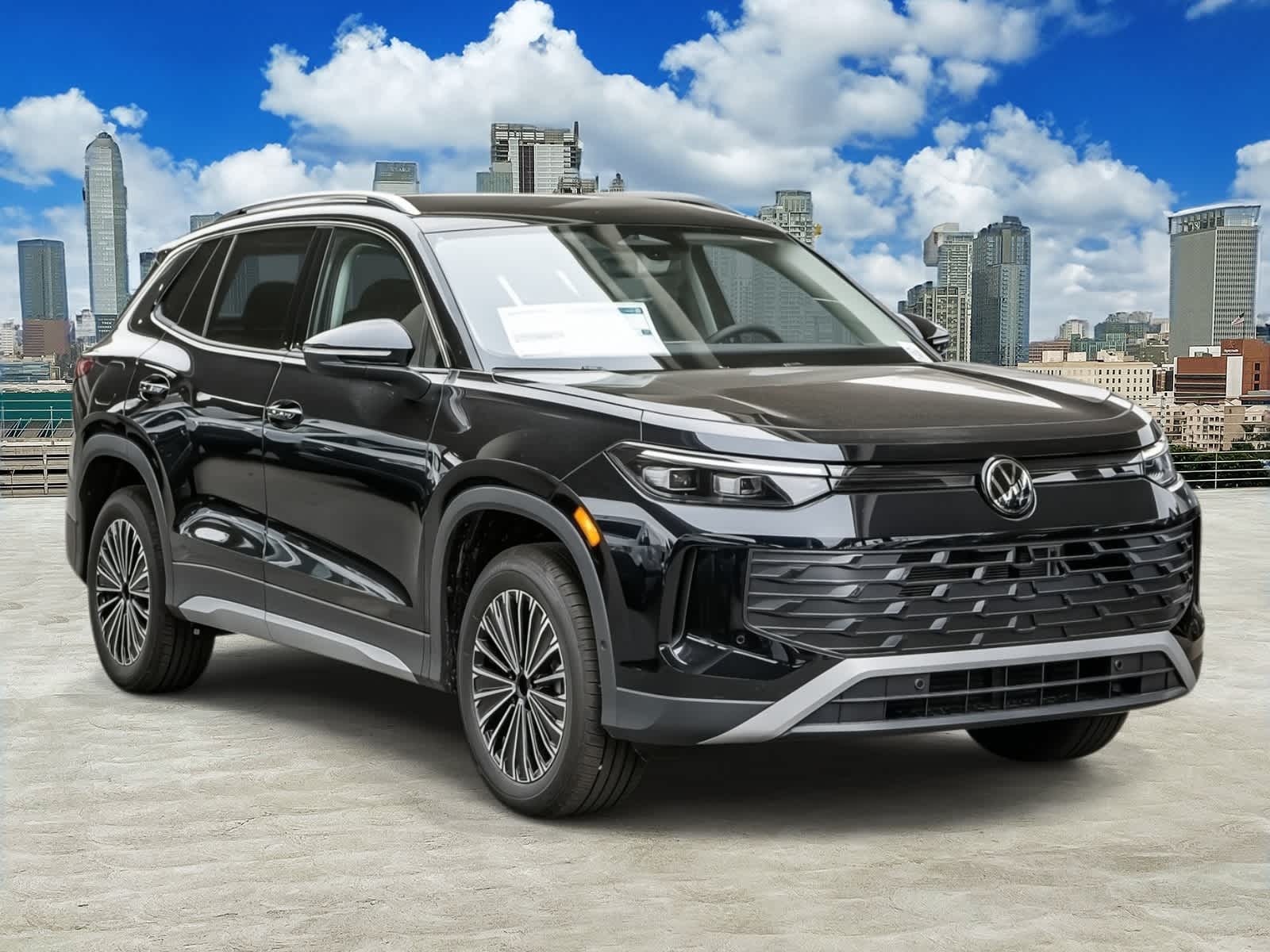 Thumbnail: 2026 Volkswagen Tiguan - 3