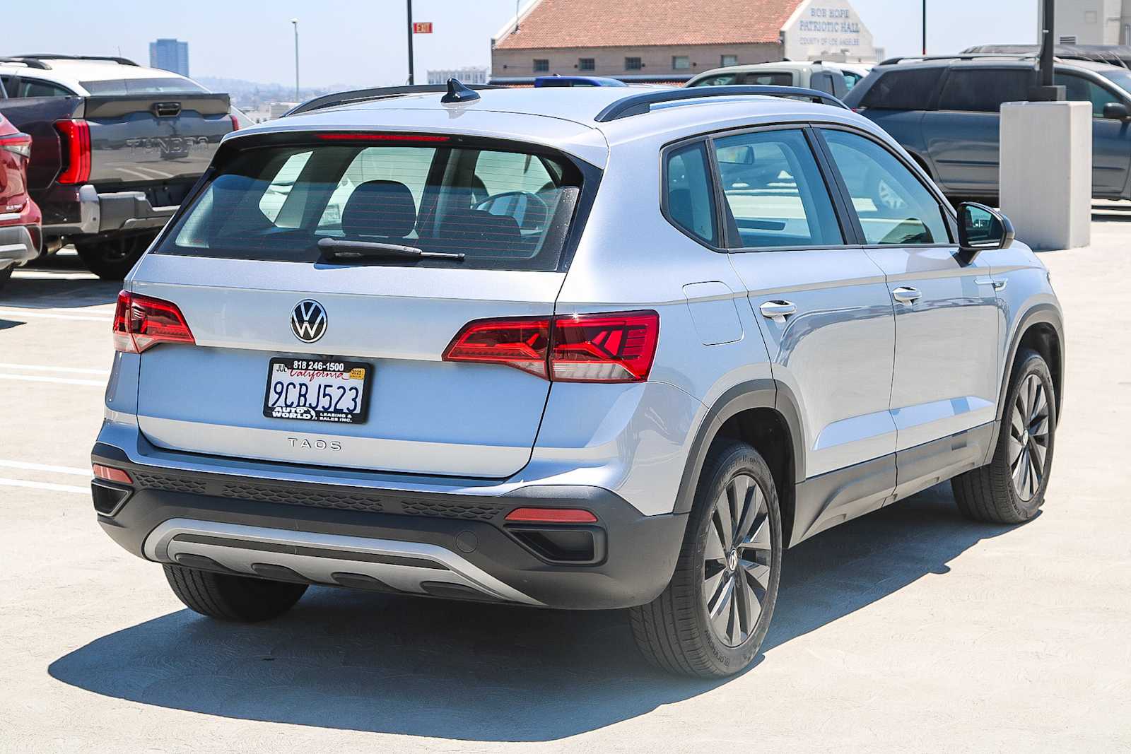 Thumbnail: 2022 Volkswagen Taos - 6
