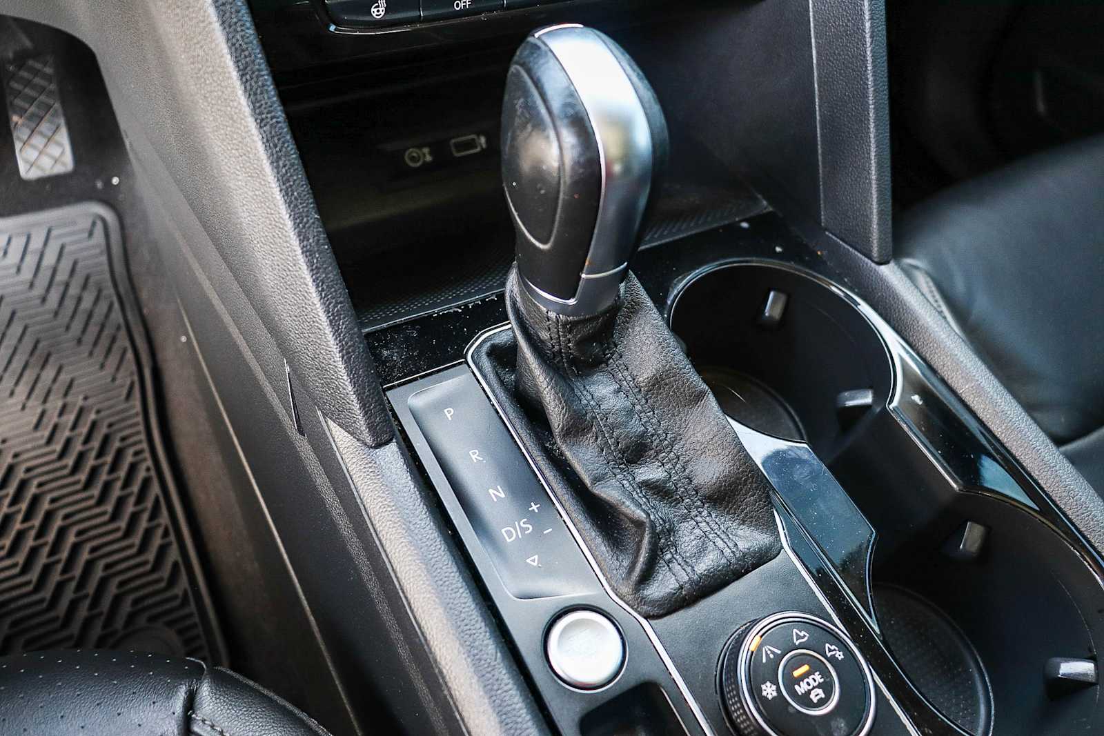 Thumbnail: 2019 Volkswagen Atlas - 21