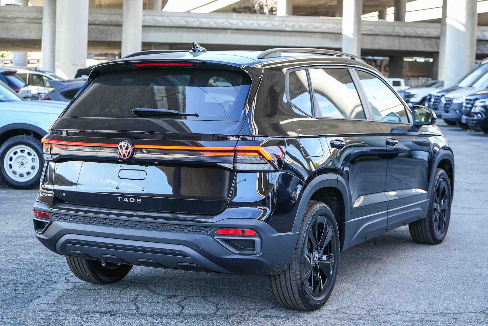 Thumbnail: 2026 Volkswagen Taos - 6