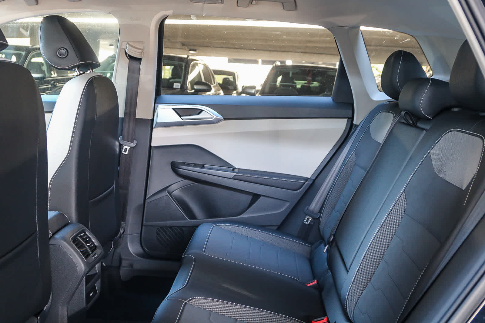 Thumbnail: 2025 Volkswagen Taos - 18