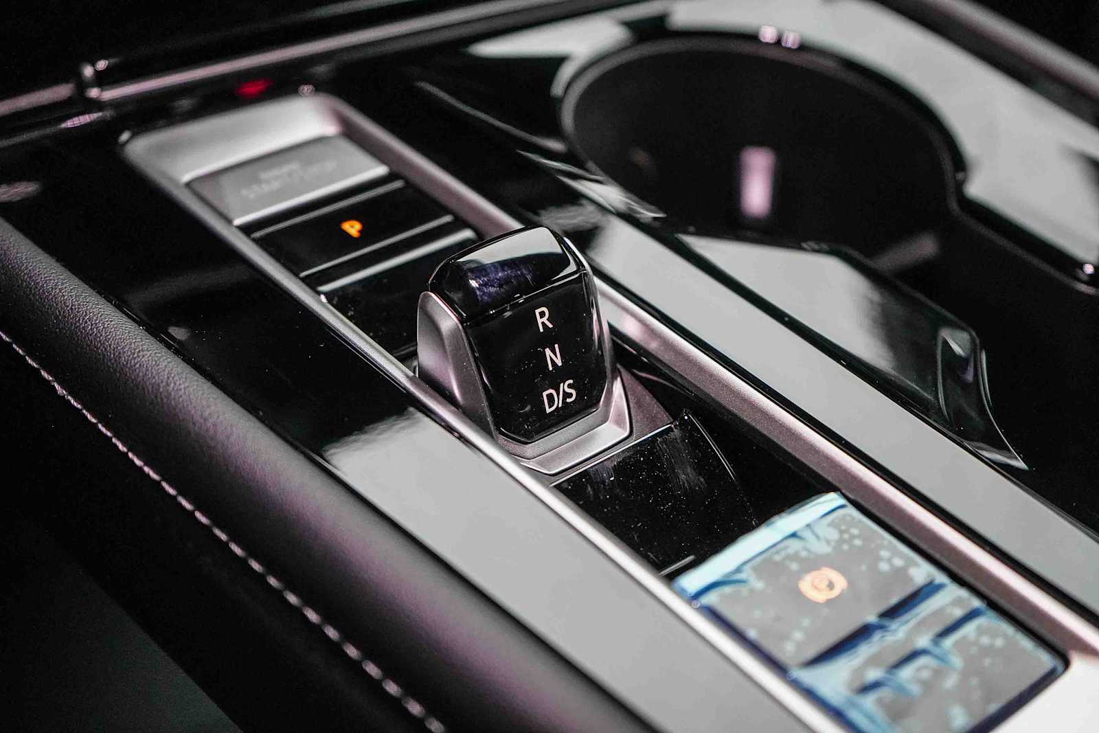 Thumbnail: 2026 Volkswagen Atlas - 20