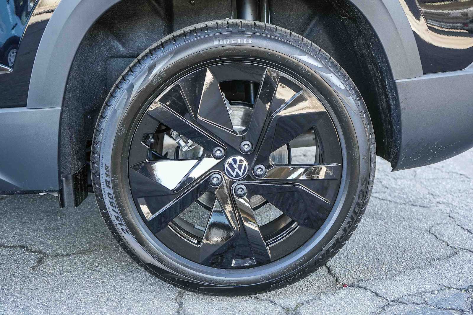 Thumbnail: 2026 Volkswagen Taos - 10