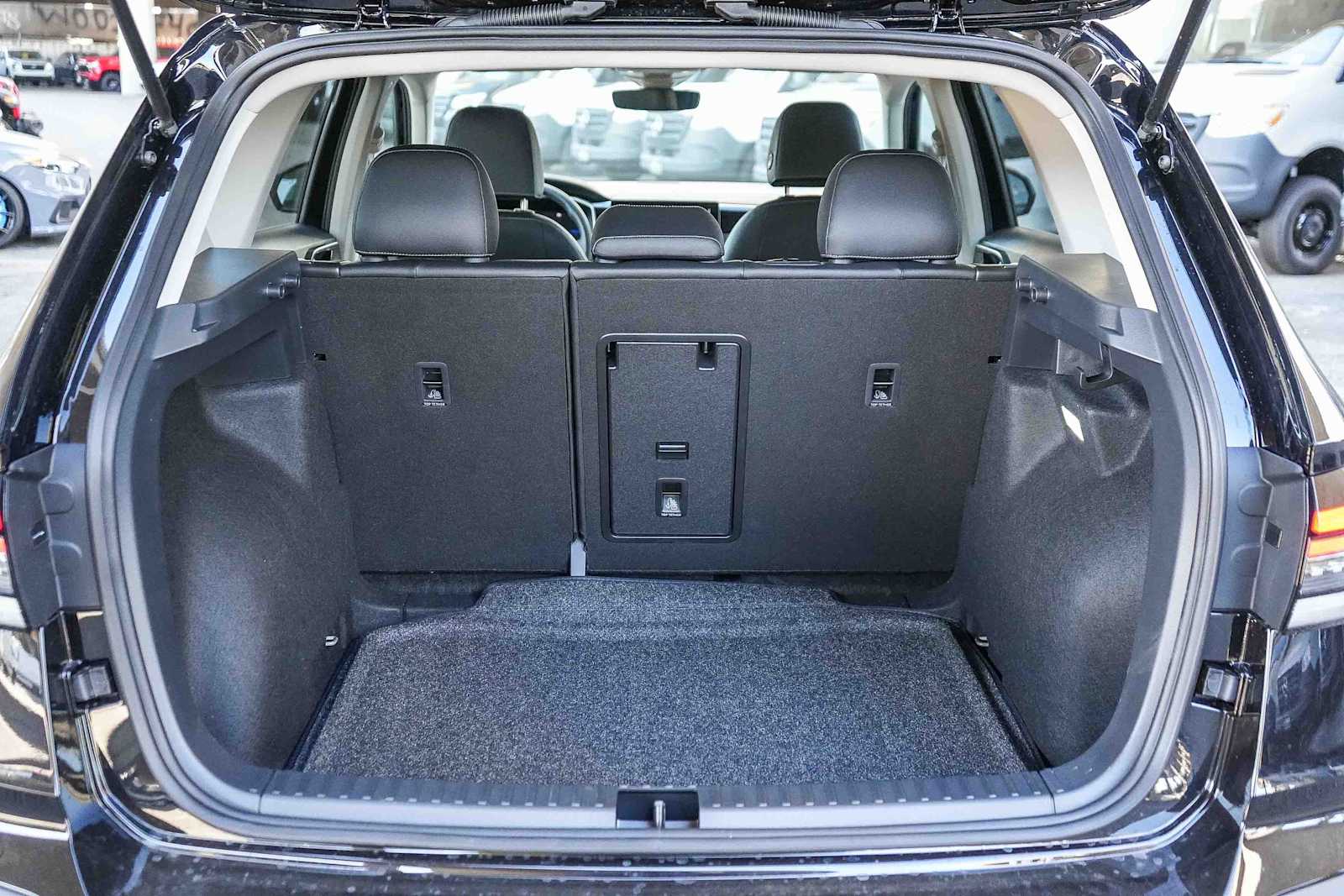 Thumbnail: 2026 Volkswagen Taos - 12