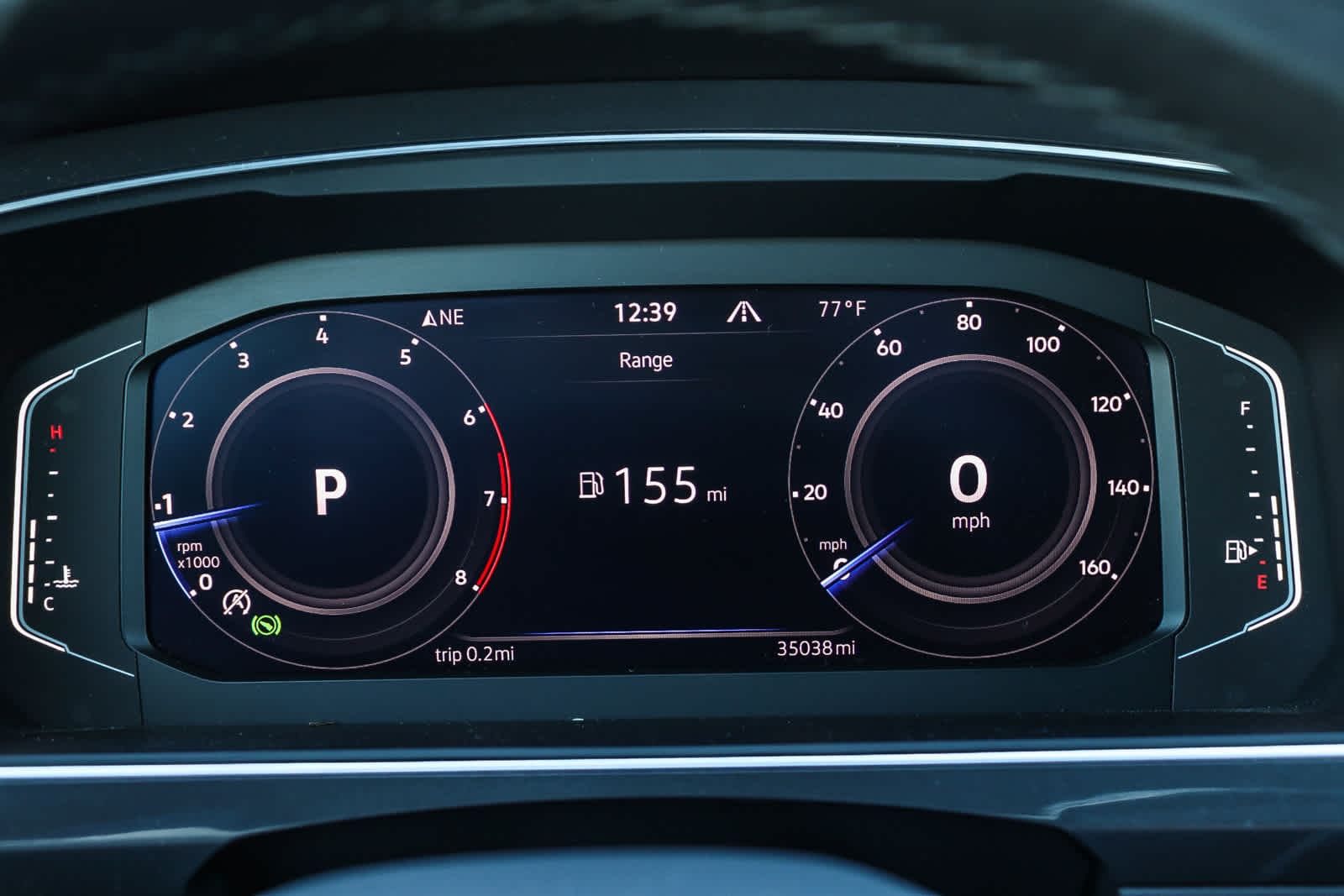 Thumbnail: 2022 Volkswagen Tiguan - 24