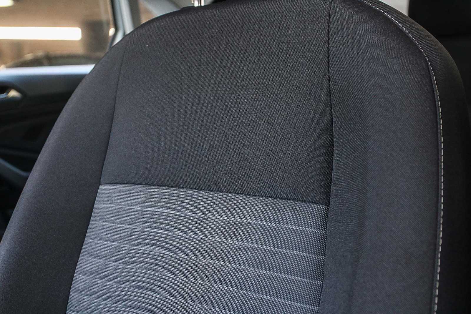 Thumbnail: 2025 Volkswagen Jetta - 26