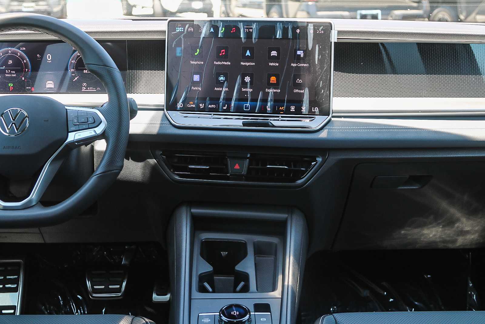 Thumbnail: 2025 Volkswagen Tiguan - 14