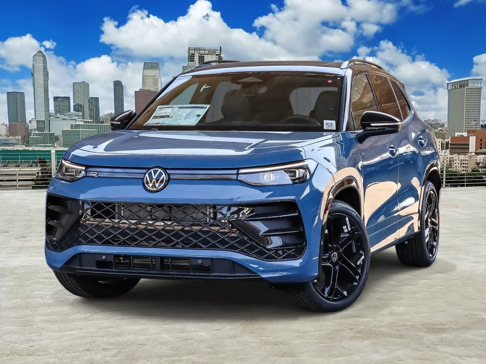 Thumbnail: 2026 Volkswagen Tiguan - 1