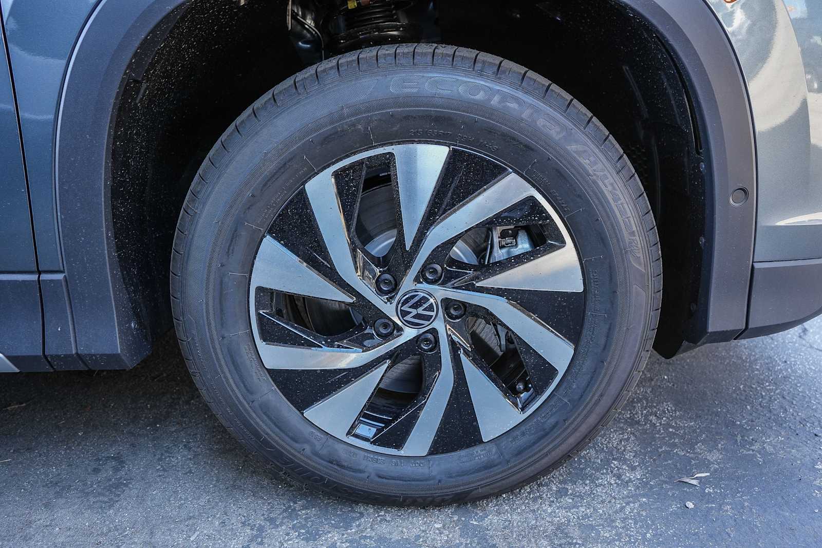 Thumbnail: 2026 Volkswagen Tiguan - 9