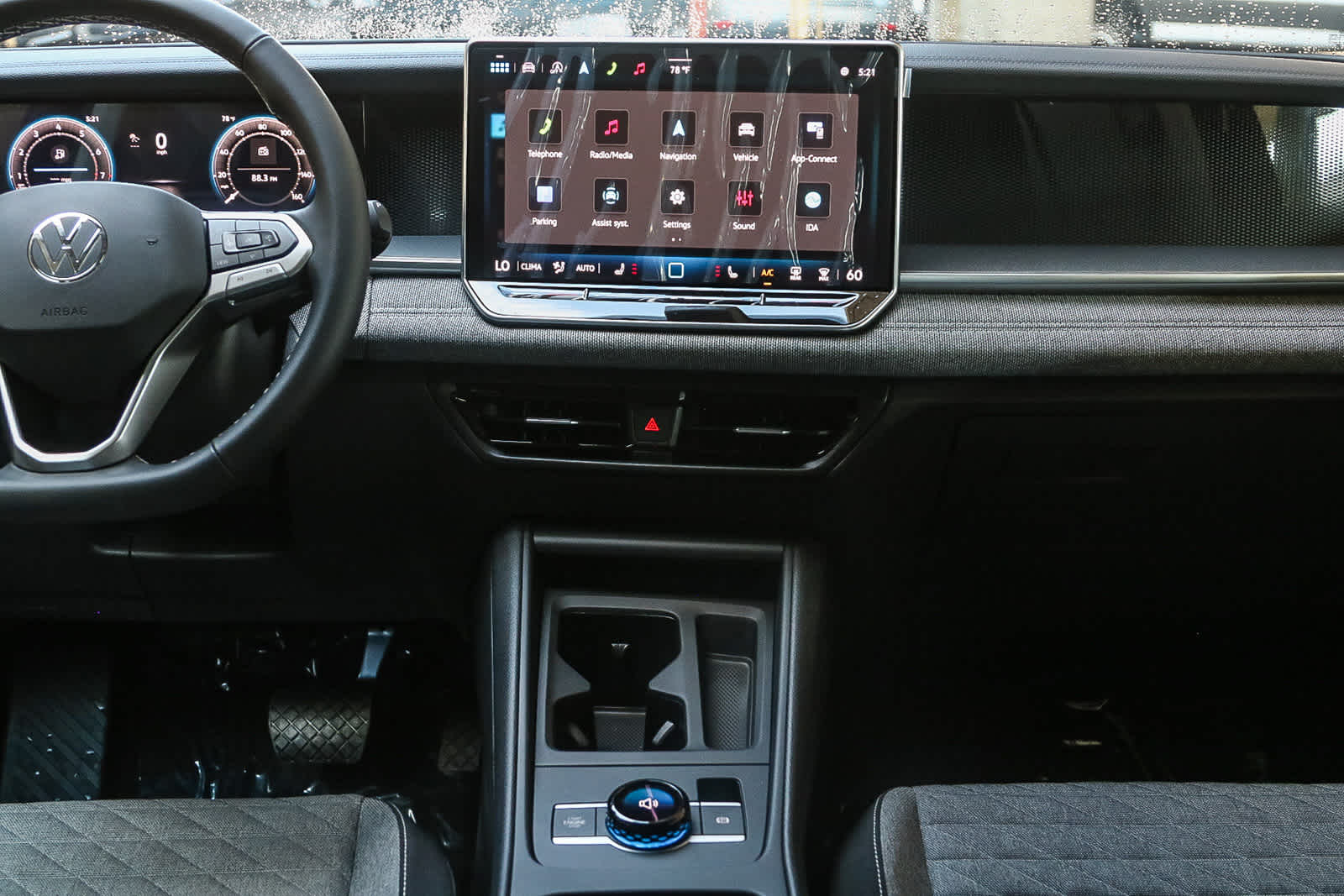 Thumbnail: 2025 Volkswagen Tiguan - 12