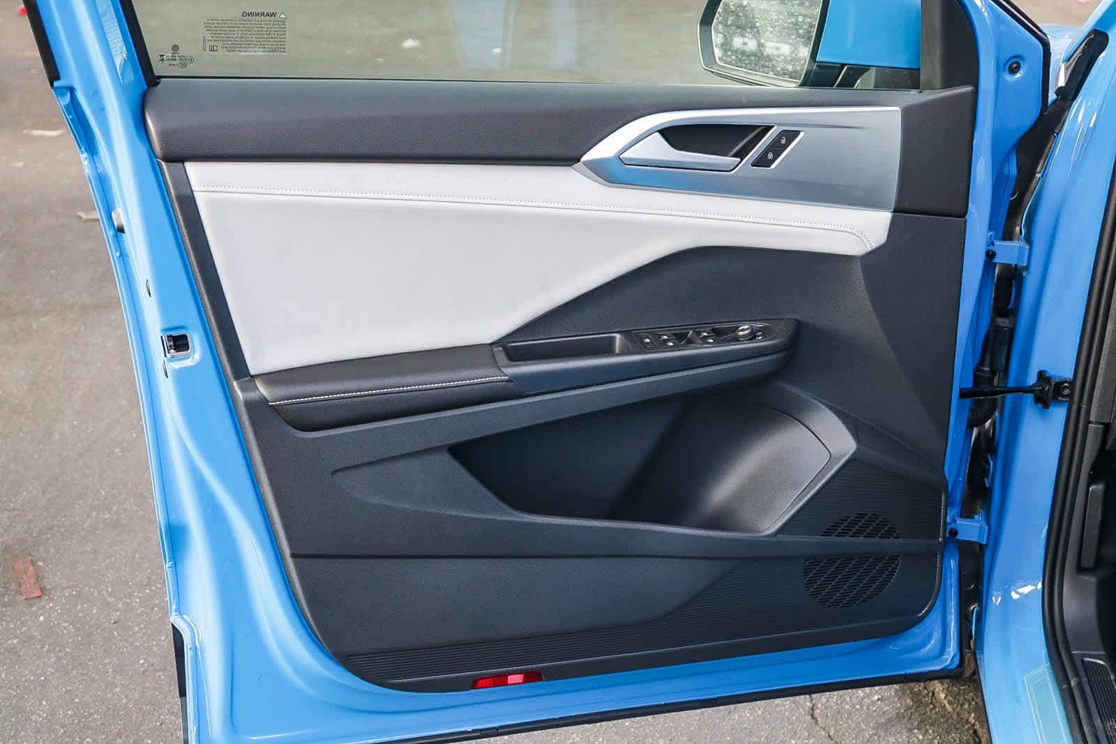 Thumbnail: 2025 Volkswagen Taos - 21