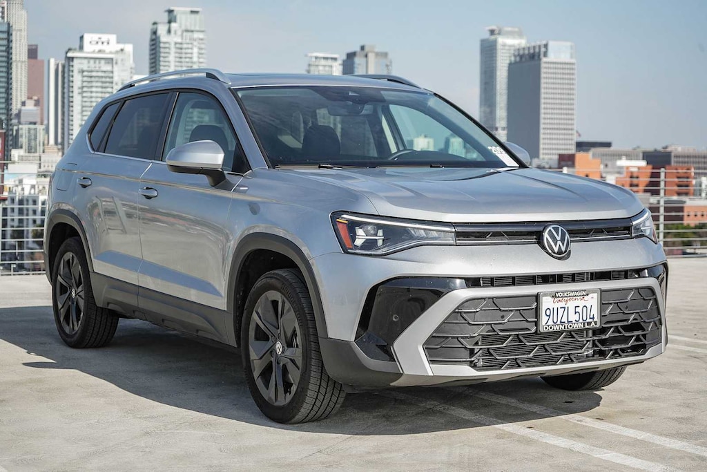 Nuevo 2025 Volkswagen Taos 1.5T SE SUV
