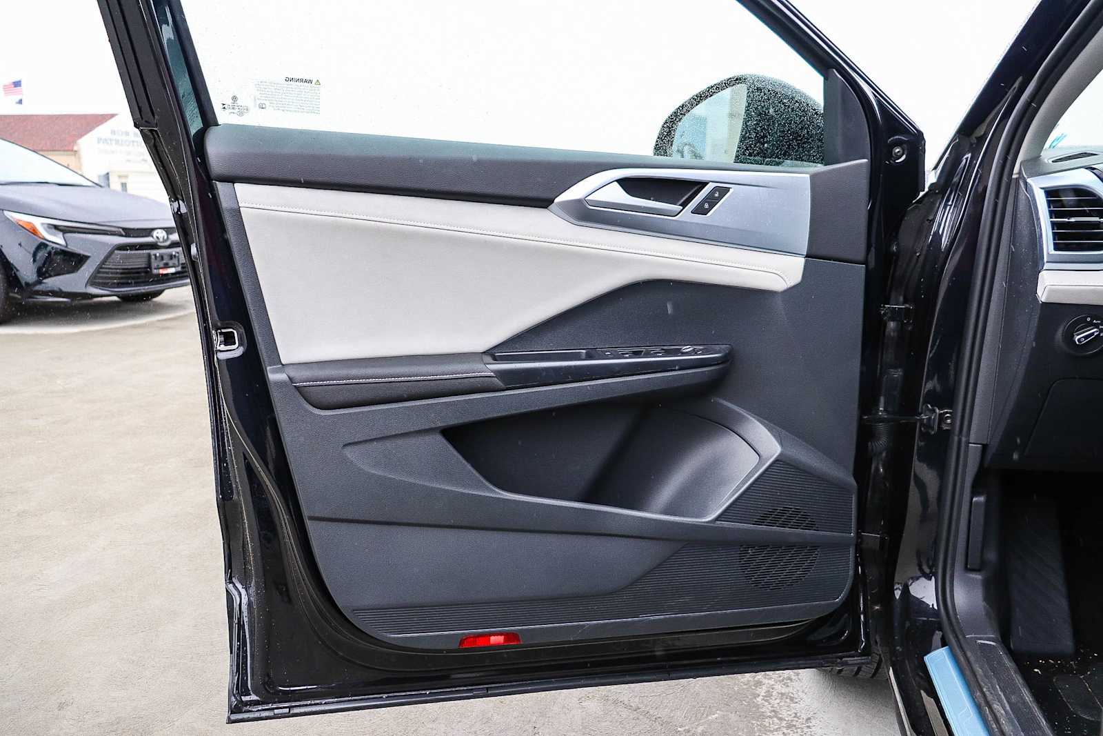 Thumbnail: 2025 Volkswagen Taos - 22