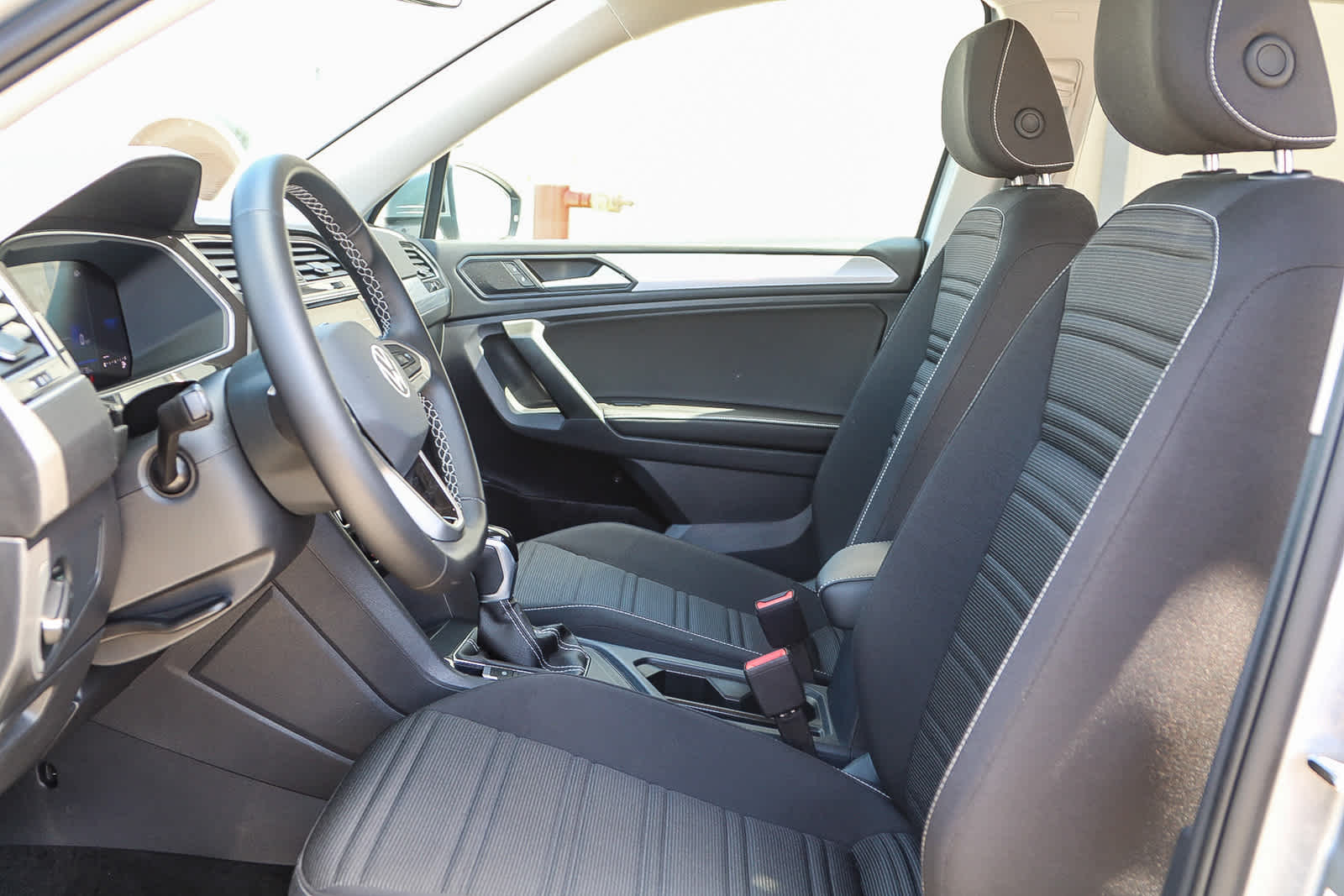 2024 Volkswagen Tiguan S 17