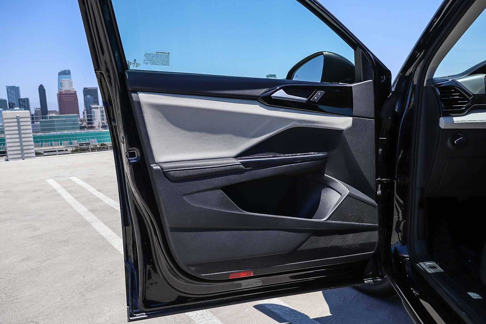 Thumbnail: 2025 Volkswagen Taos - 23