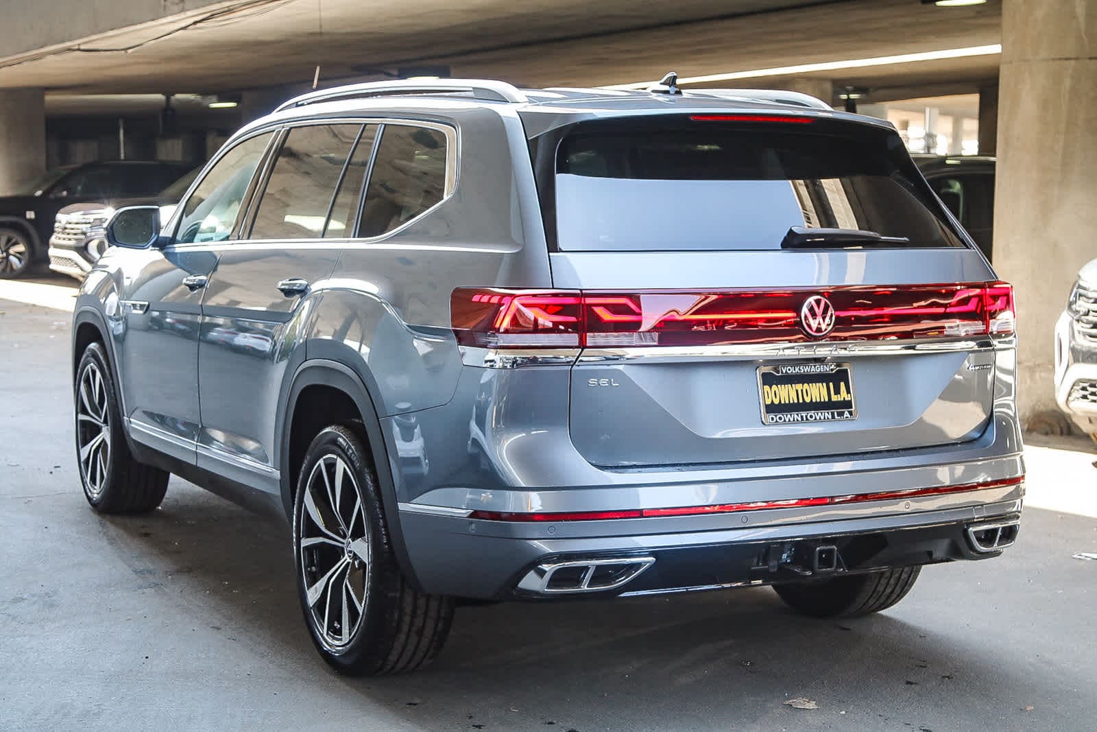 Thumbnail: 2025 Volkswagen Atlas - 8