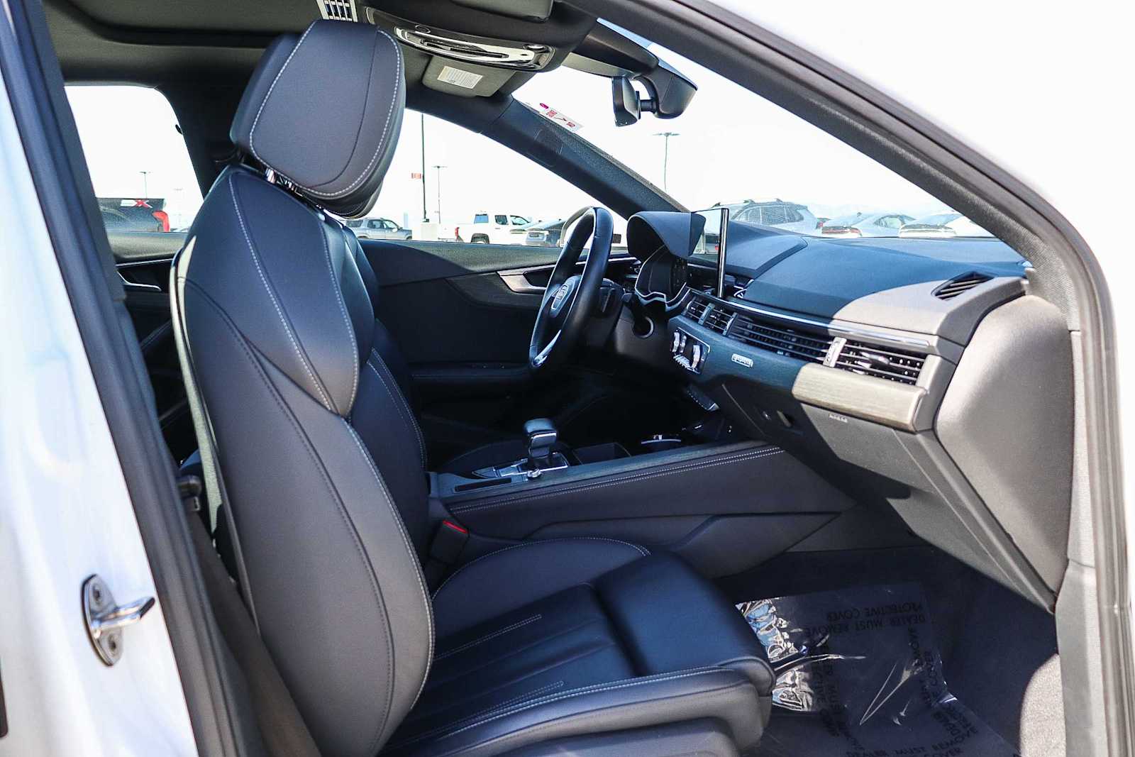 Thumbnail: 2023 Audi A4 - 17